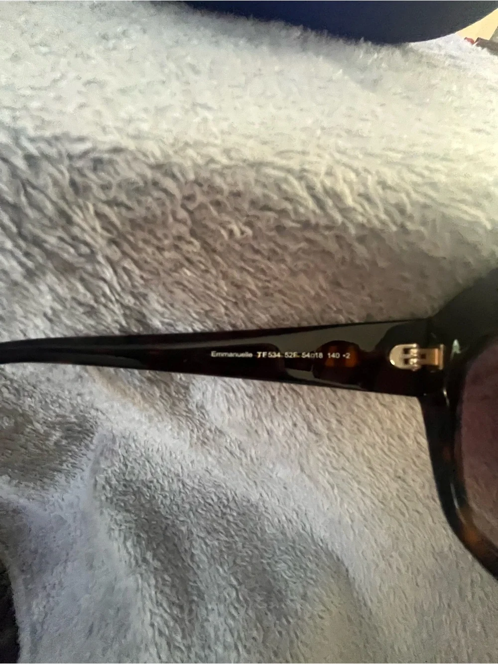 Tom Ford “Emmanuelle”Women Tortoise frame Sunglasses with Gradient Brown Lenses - Picture 6 of 6